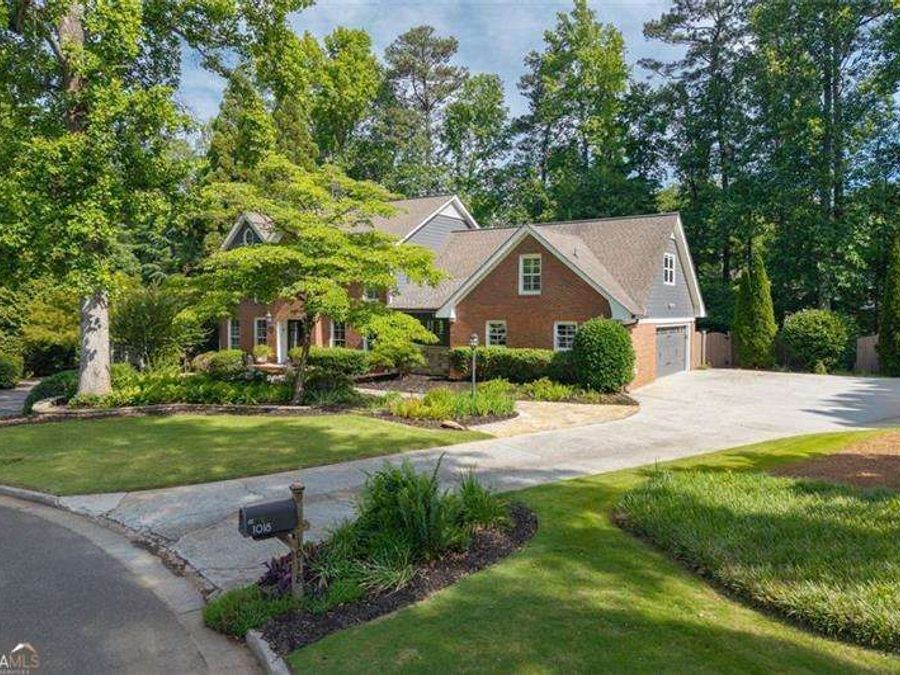 Property Image 4