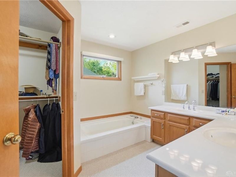 1241 Wind Field Court, Washington Township, OH 45458 Photo 28