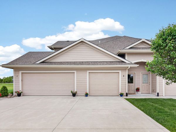 2511 NE Oak Drive, Unit 2, Ankeny, IA 50021