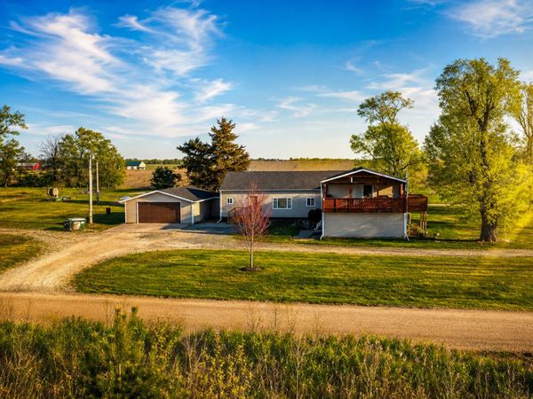 2175 QM Avenue, Madrid, IA 50156