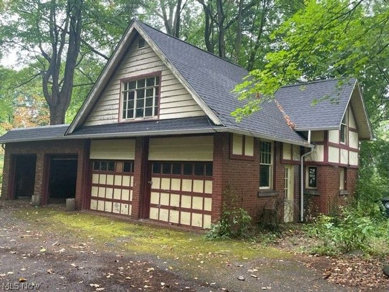 74 Maplewood Avenue, Akron, OH 44313 Photo 12