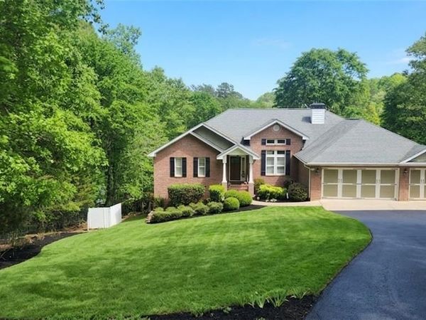 7913 S Barkers Bend Drive, Murrayville, GA 30564