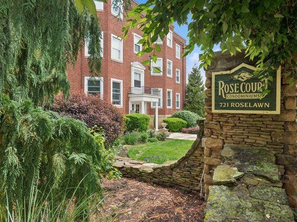 721 Roselawn Avenue, Unit C5, Pittsburgh, PA 15228