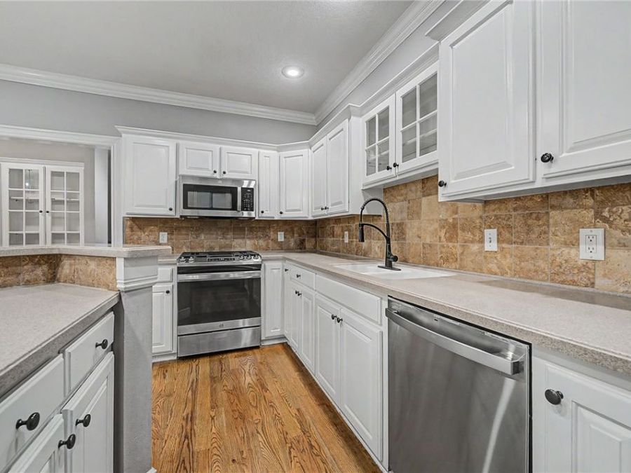 Property Image 9