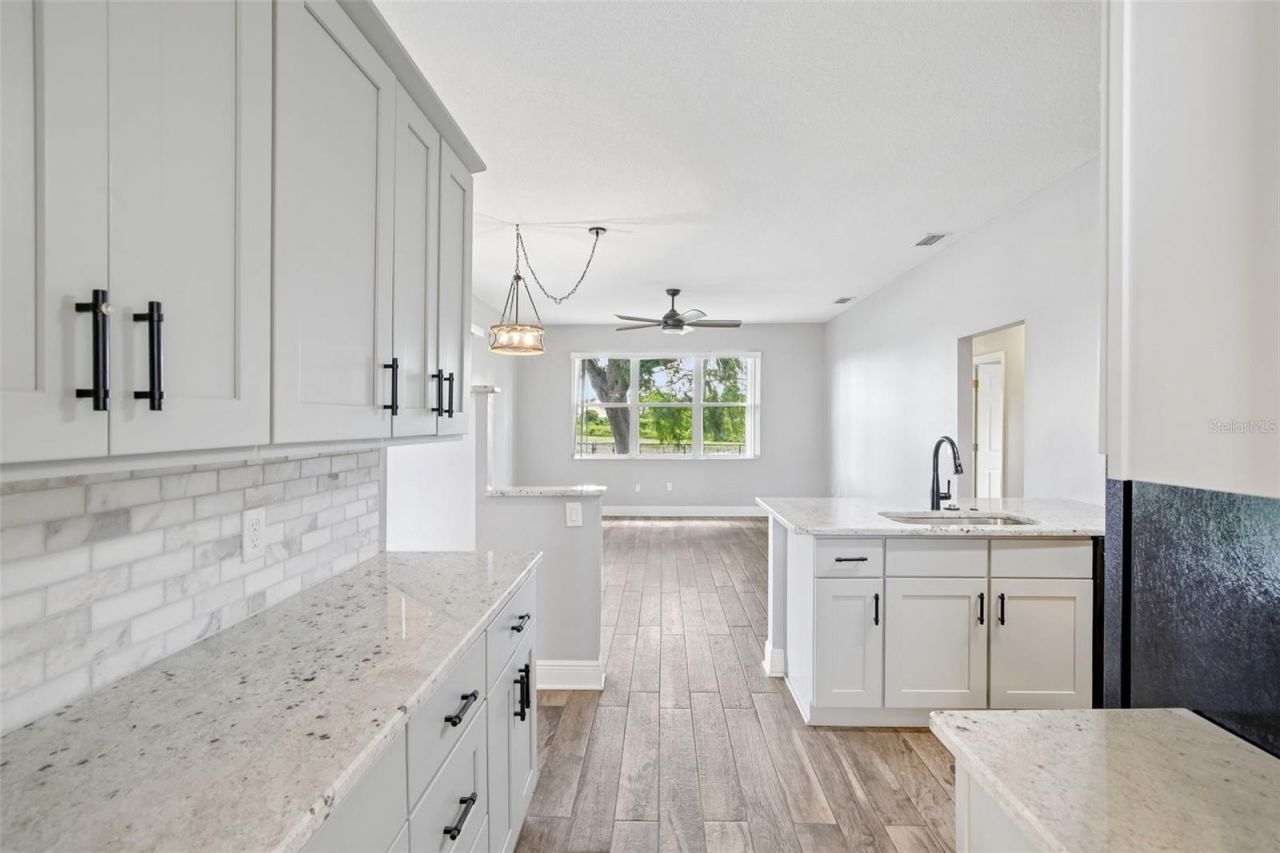 8908 71st Avenue E, Palmetto, FL 34221 Photo