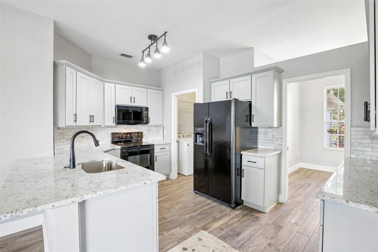 8908 71st Avenue E, Palmetto, FL 34221 Photo