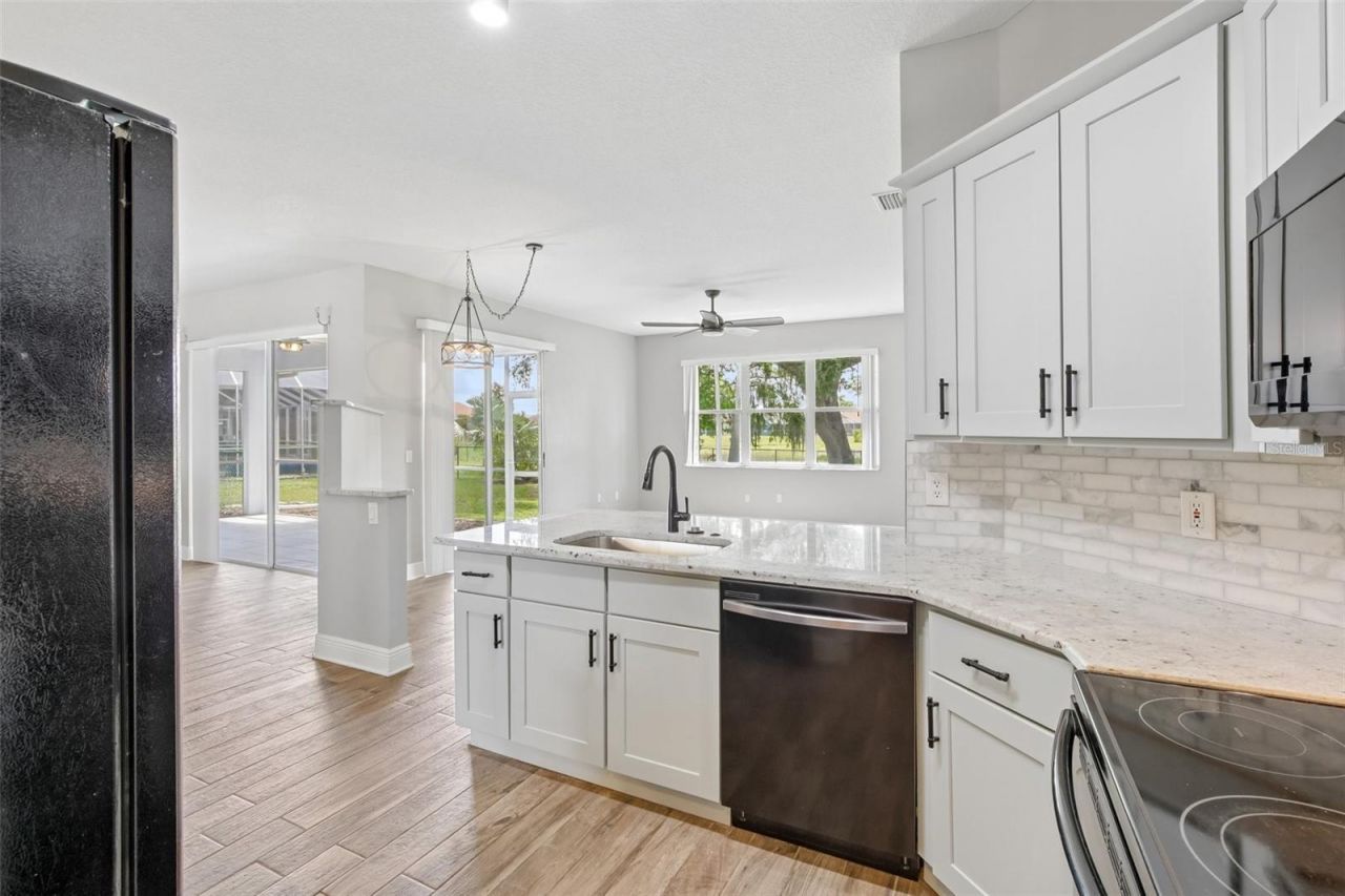 8908 71st Avenue E, Palmetto, FL 34221 Photo