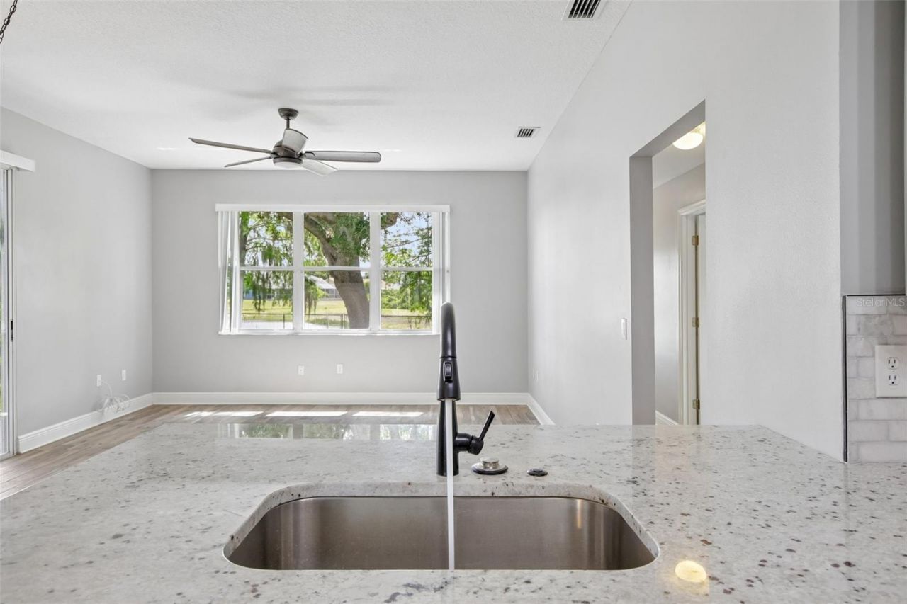8908 71st Avenue E, Palmetto, FL 34221 Photo