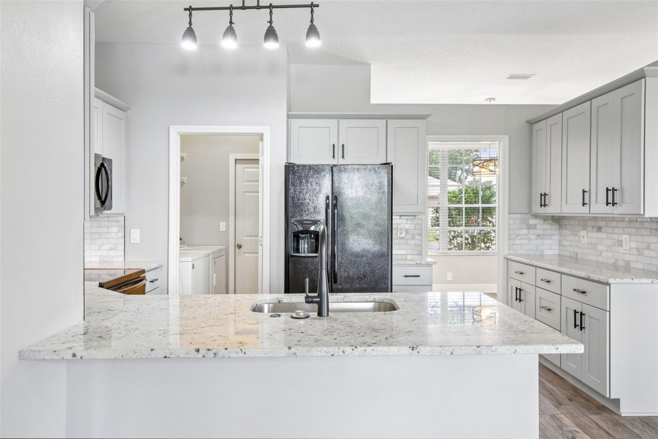 8908 71st Avenue E, Palmetto, FL 34221 Photo