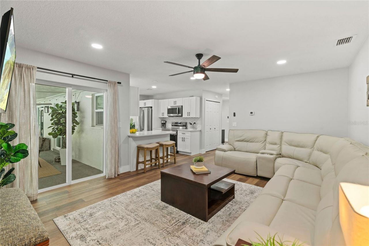 119 W Hillcrest Street , Altamonte Springs, FL 32714 Photo