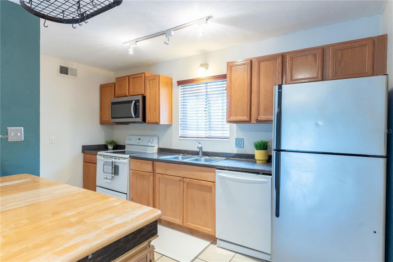 507 NW 39th Road , Unit 132, Gainesville, FL 32607 Photo