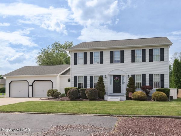 287 Woodward Avenue, Larksville, PA 18704