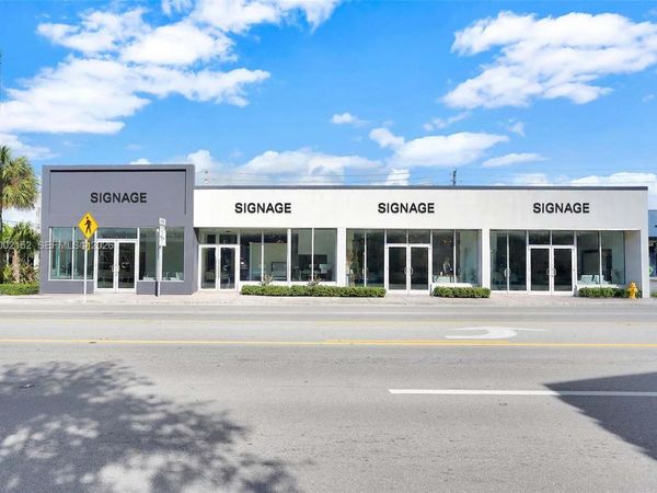 4797 SW 8th St , Miami, FL 33134