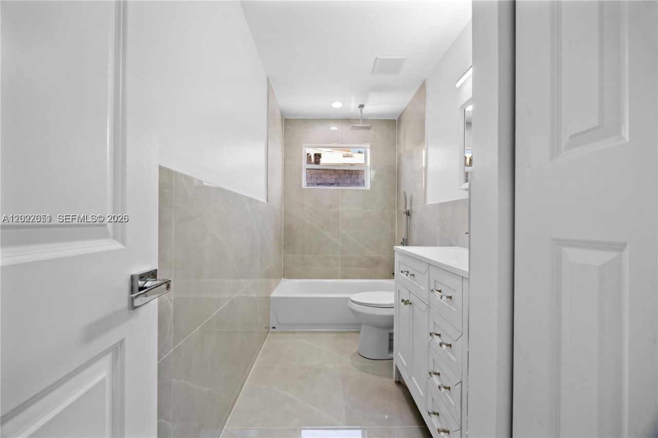 2608 NW 3rd St, Pompano Beach, FL 33069 Photo