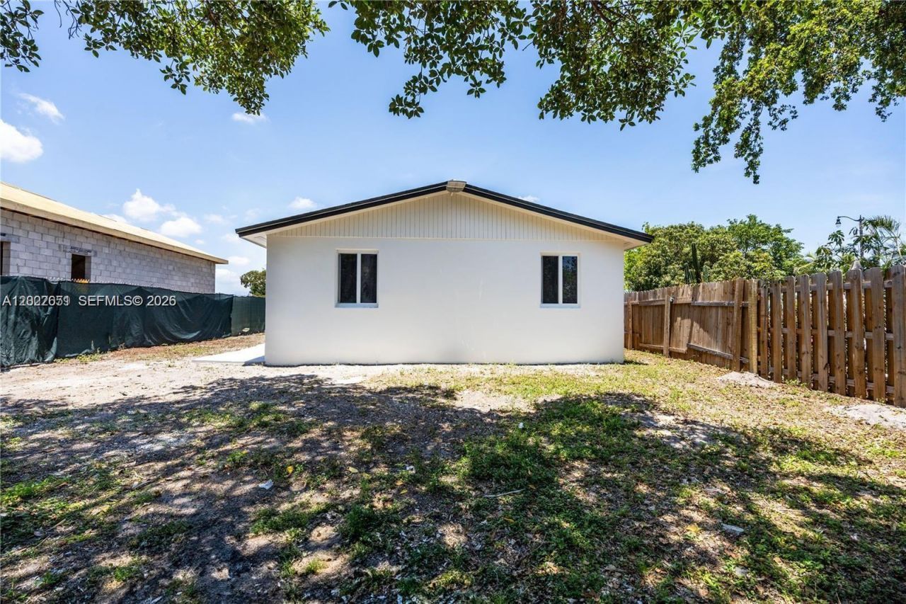 2608 NW 3rd St, Pompano Beach, FL 33069 Photo
