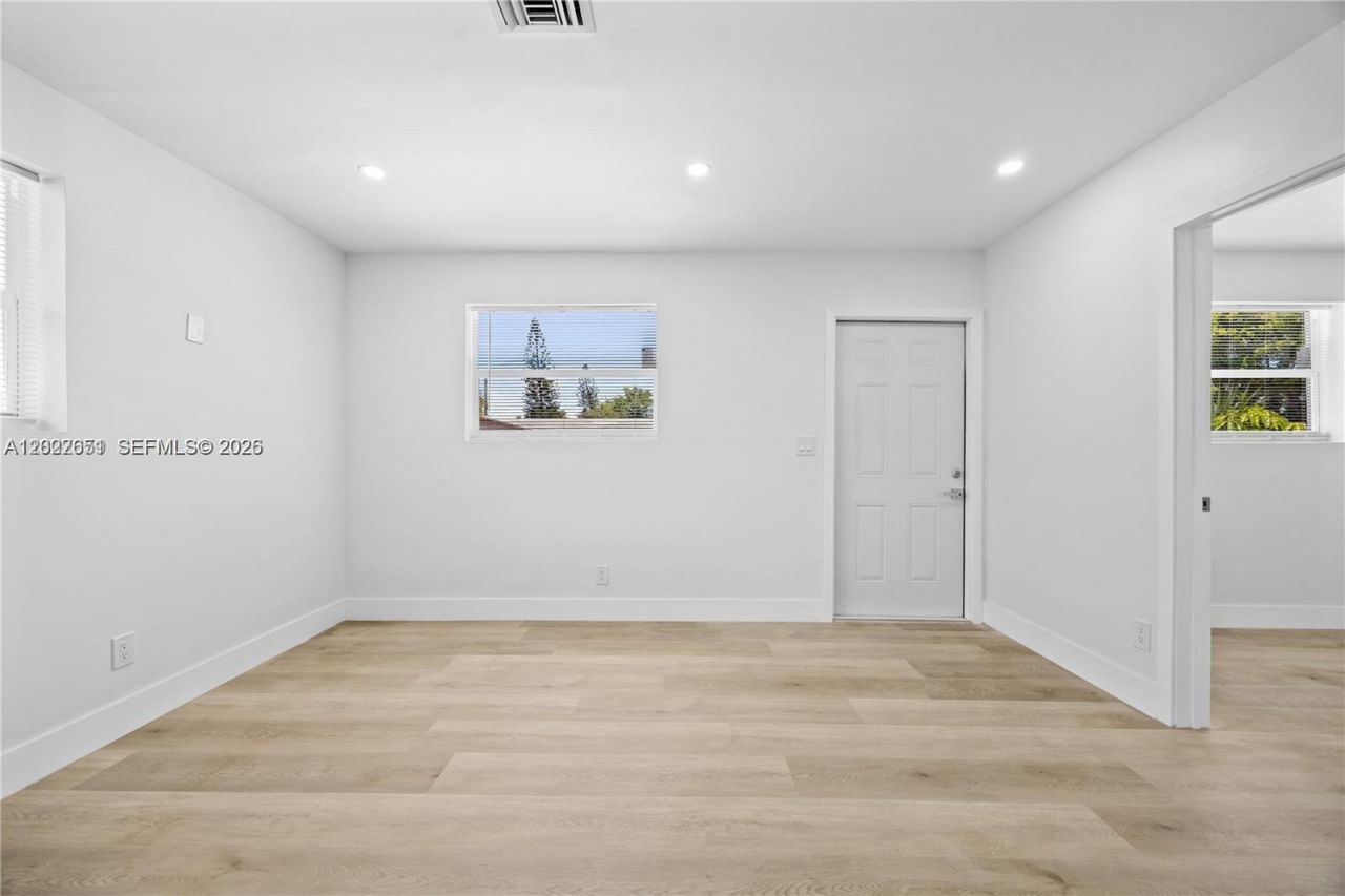 2608 NW 3rd St, Pompano Beach, FL 33069 Photo