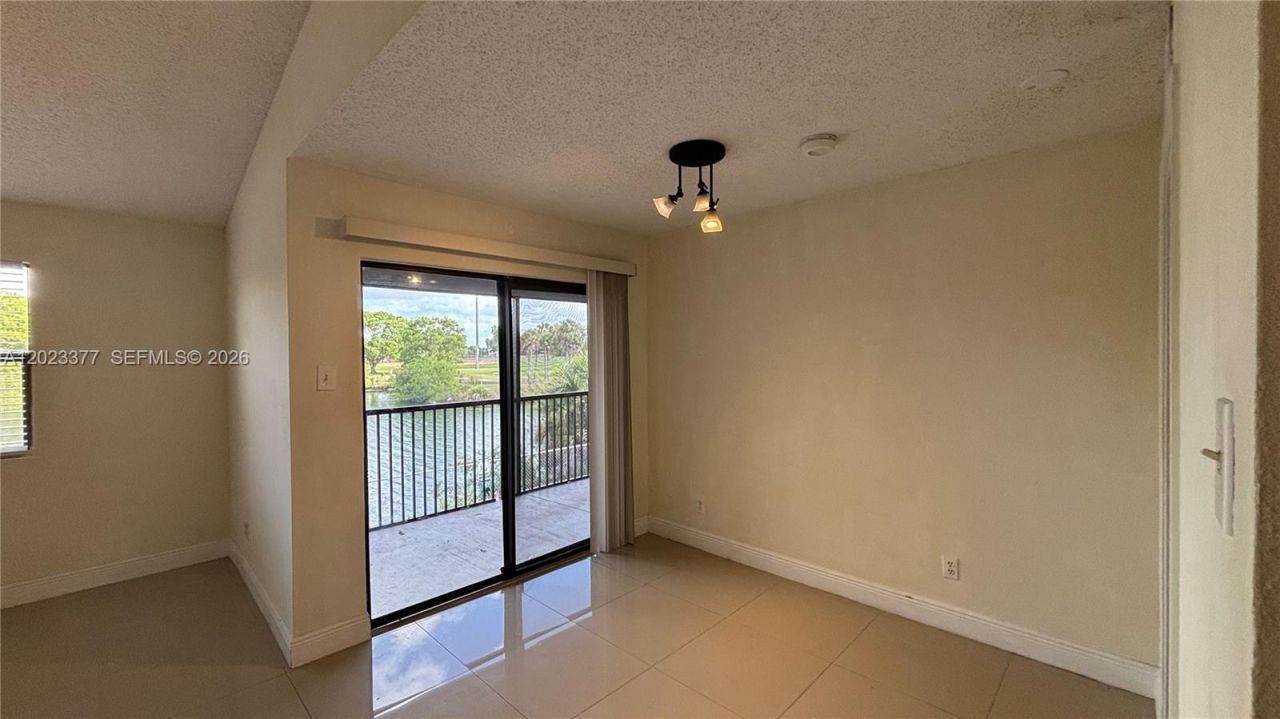 15077 SW 103rd Ter , Unit 8210, Miami, FL 33196 Photo