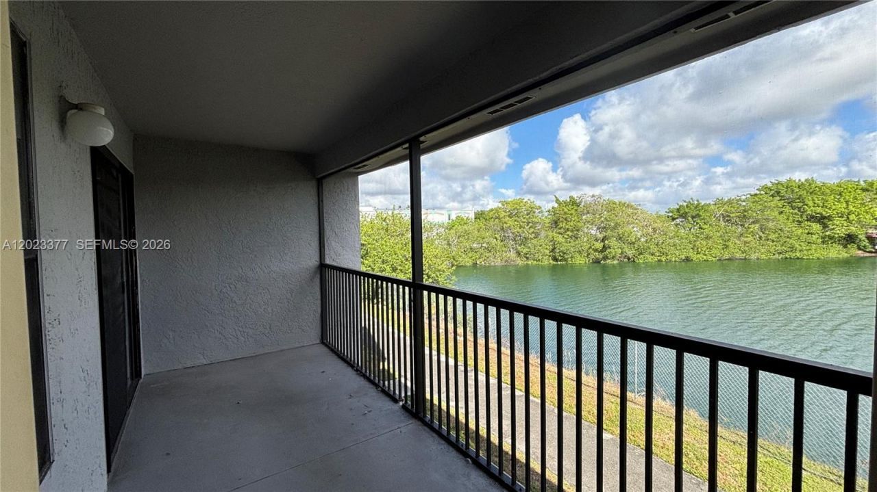 15077 SW 103rd Ter , Unit 8210, Miami, FL 33196 Photo