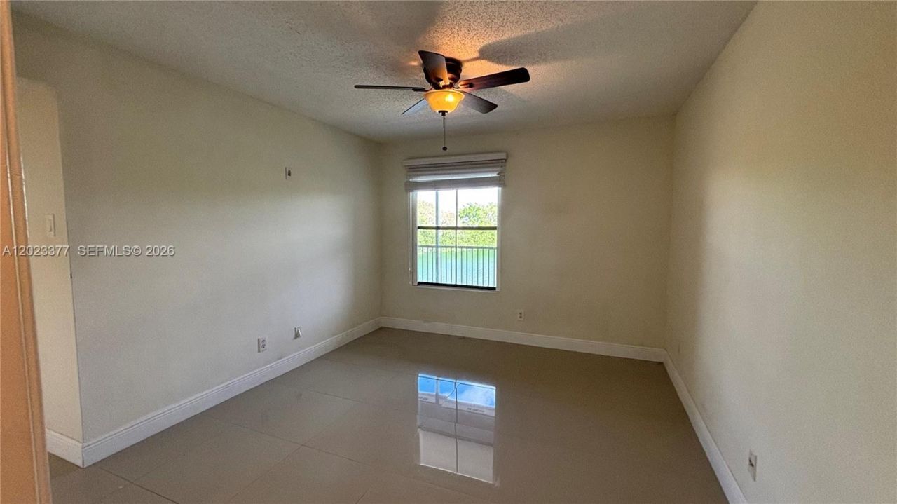 15077 SW 103rd Ter , Unit 8210, Miami, FL 33196 Photo