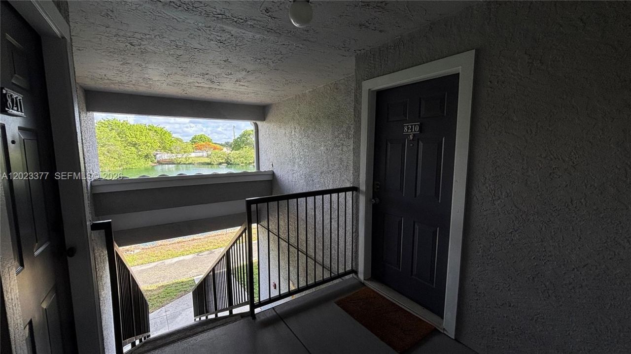15077 SW 103rd Ter , Unit 8210, Miami, FL 33196 Photo