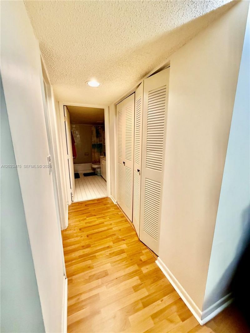 4725 SW 62nd Ave, Unit 104, Davie, FL 33314 Photo