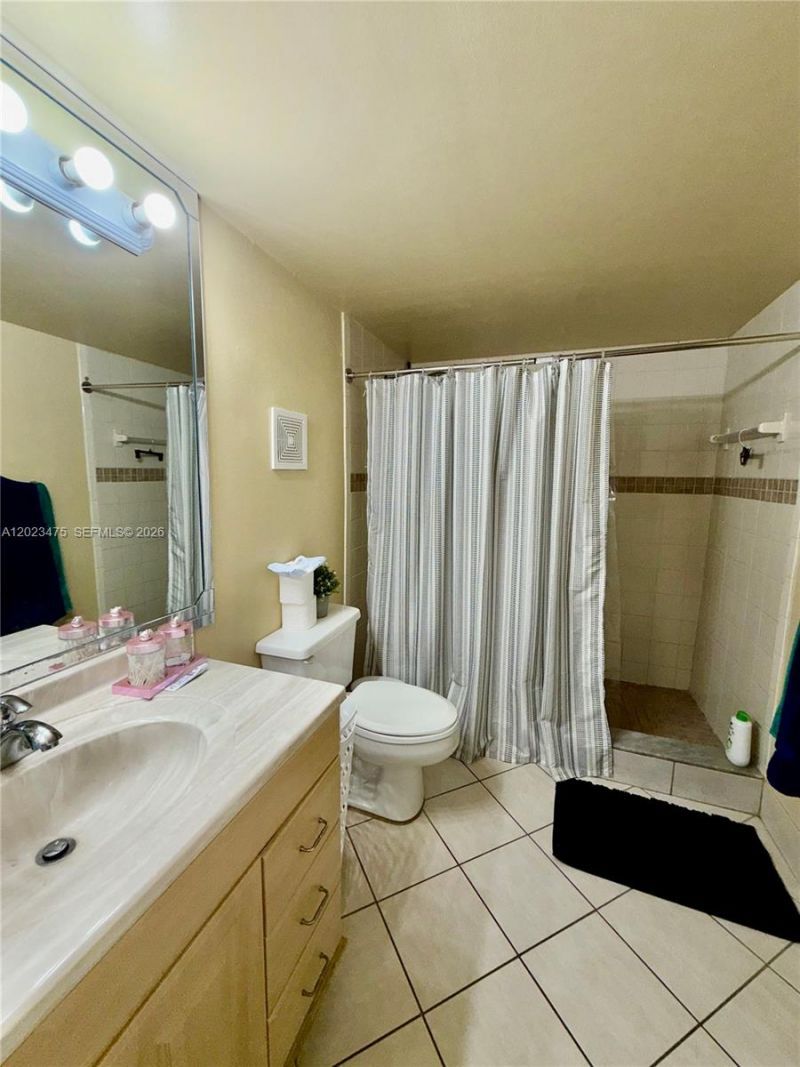 4725 SW 62nd Ave, Unit 104, Davie, FL 33314 Photo