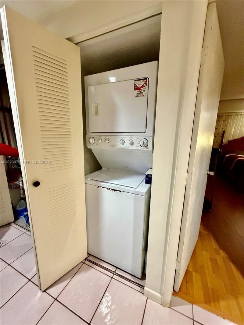 4725 SW 62nd Ave, Unit 104, Davie, FL 33314 Photo