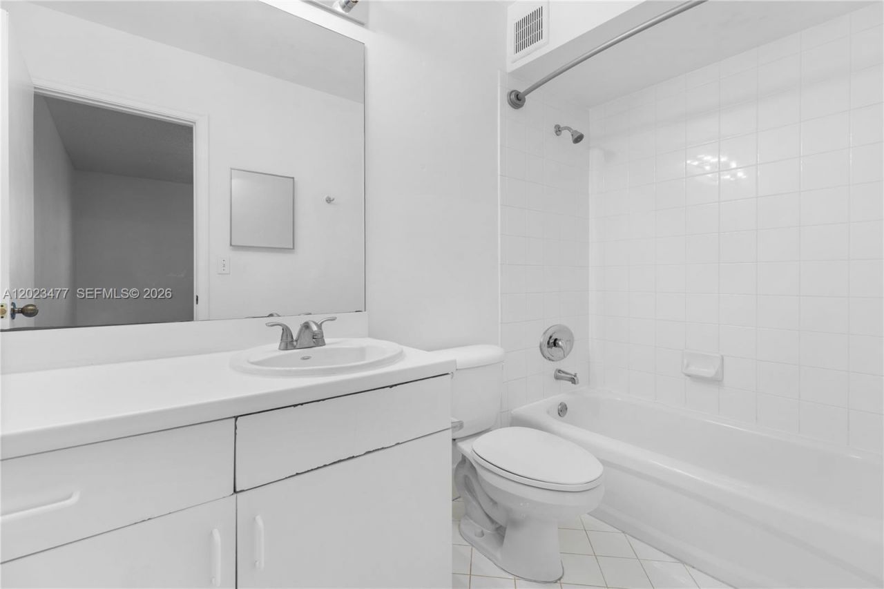 3818 San Simeon Cir, Weston, FL 33331 Photo