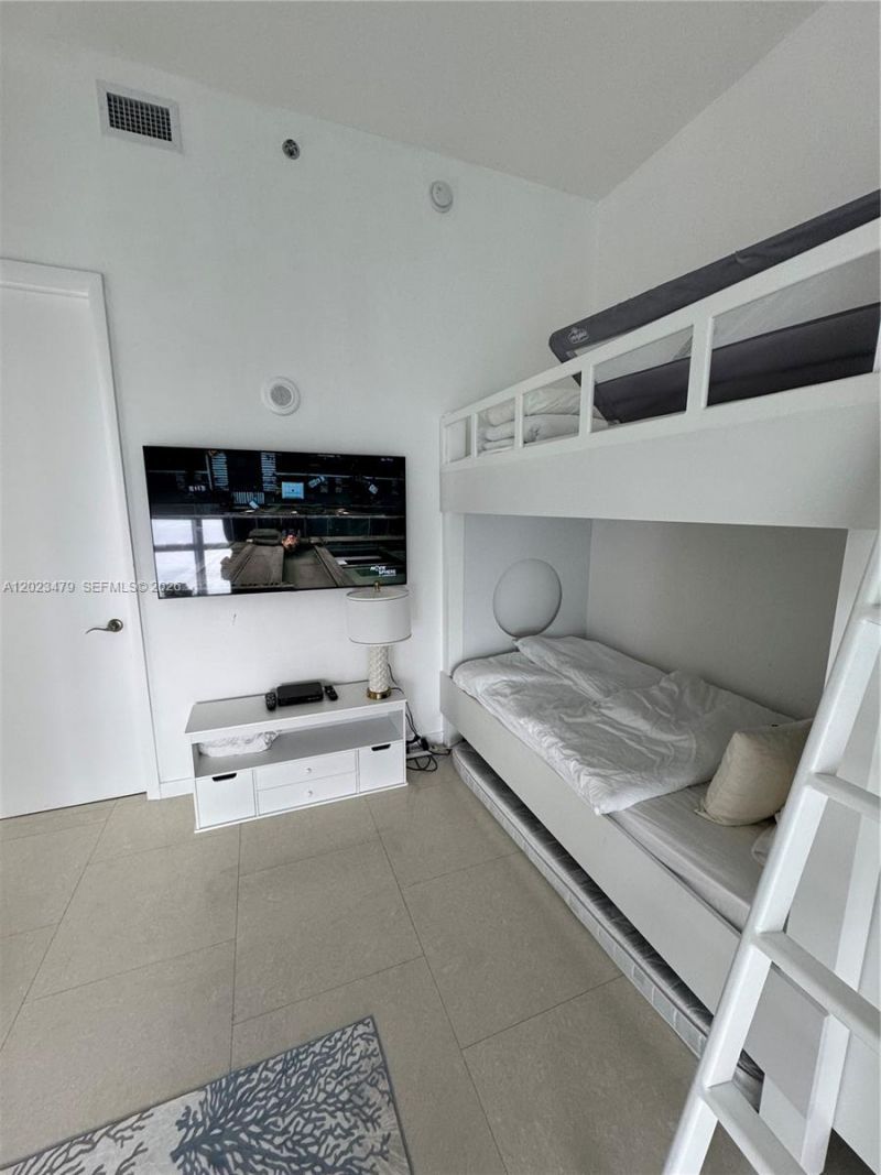 16001 Collins Ave , Unit 4006, Sunny Isles Beach, FL 33160 Photo