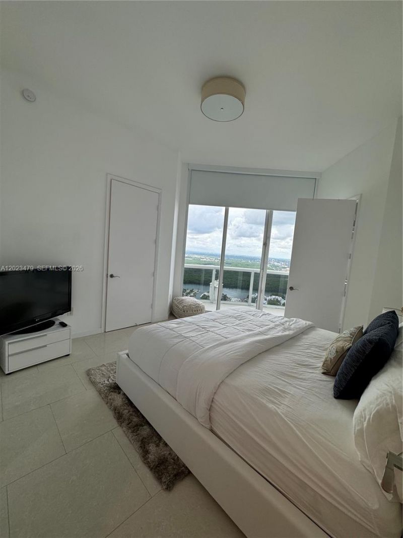 16001 Collins Ave , Unit 4006, Sunny Isles Beach, FL 33160 Photo