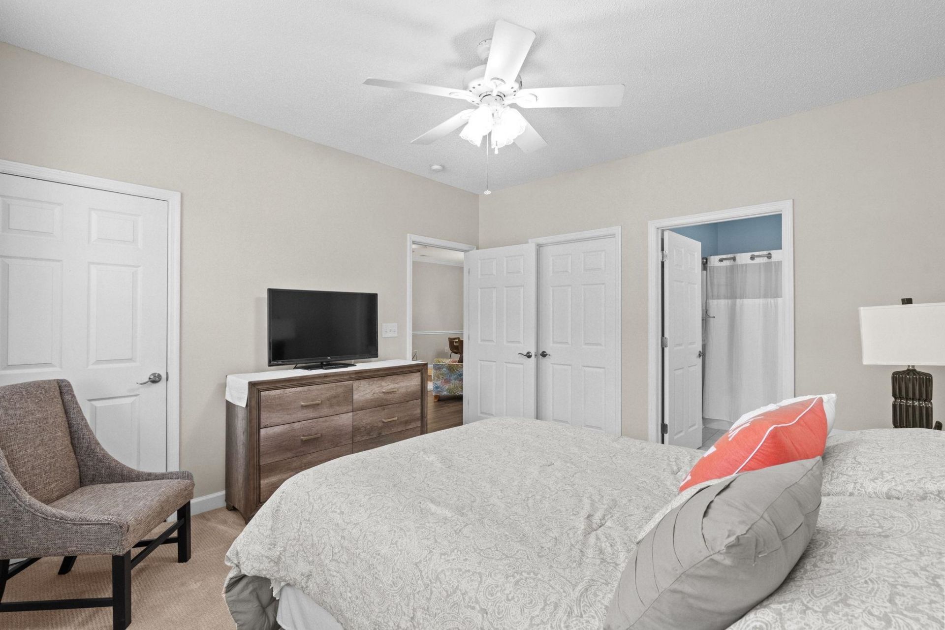 5825 Catalina Dr. Photo 28