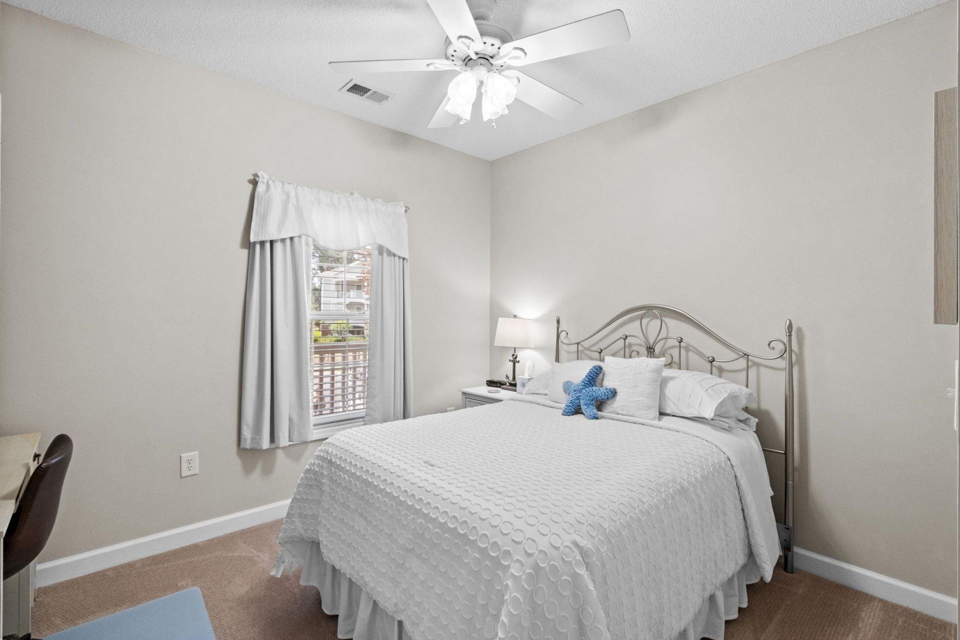 5825 Catalina Dr. Photo 30