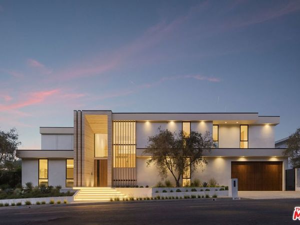 2436 Jupiter Drive, Los Angeles, CA 90046