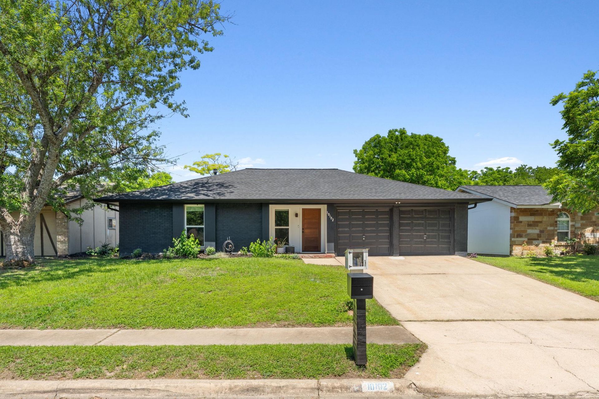 10102 Floyd Dr, Austin, TX 78753 Main Photo