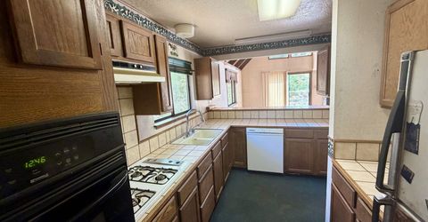109 Peninsula Drive, Lake Almanor, CA 96137 Photo