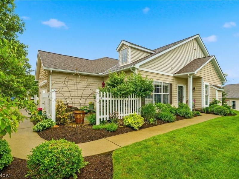 4430 Forest Glen Avenue NW, Massillon, OH 44647 Photo 1