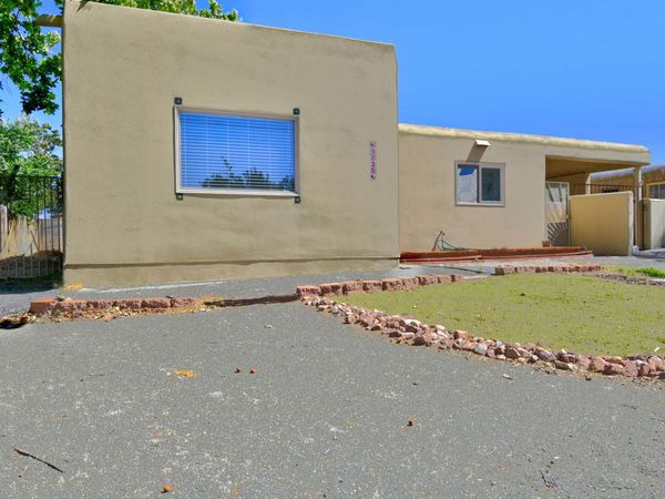 9125 Cherokee Road NE, Albuquerque, NM 87111