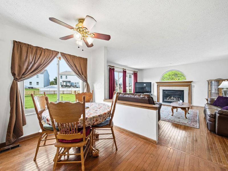 1063 Margate Circle E, London, OH 43140 Photo 19
