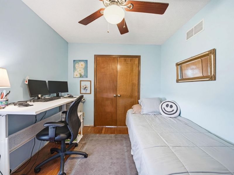 1063 Margate Circle E, London, OH 43140 Photo 38