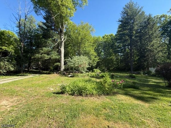 179 Old Turnpike Rd, Washington, NJ 07865