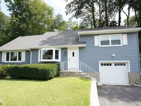 16 Highland Trl, Denville, NJ 07834