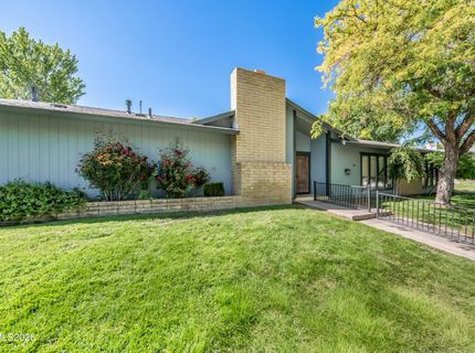 849 Woodberry Drive, Unit 4, Sparks, NV 89434 Photo