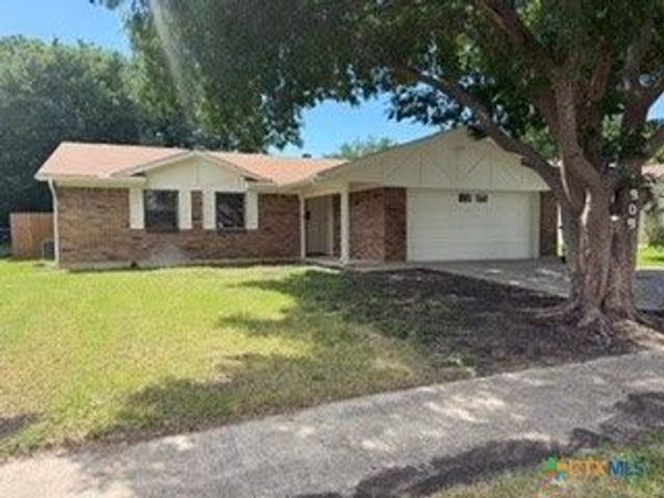 1909 Moonlight Drive, Killeen, TX 76543