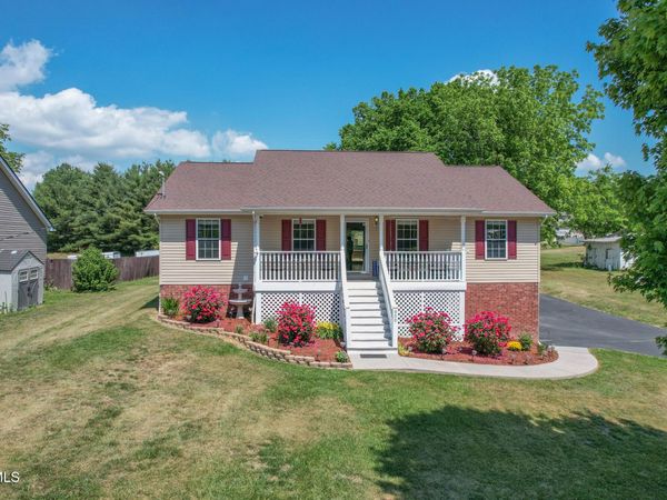 900 North Austin Springs Road, Piney Flats, TN 37686