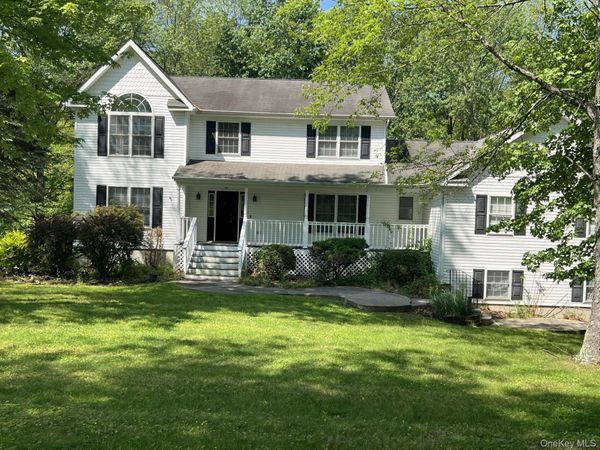 63 Station Road , Salisbury Mills, NY 12577