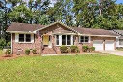 104 Blue Heron Drive photo 4