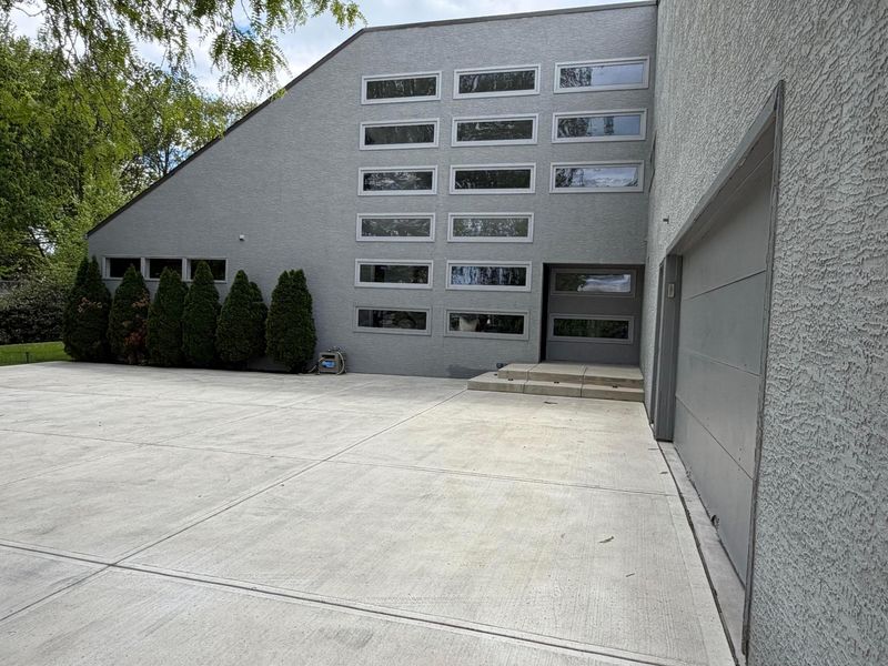 8575 Torwoodlee Court , Dublin, OH 43017 Photo 2