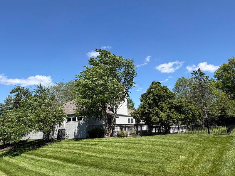 8575 Torwoodlee Court , Dublin, OH 43017 Photo 33