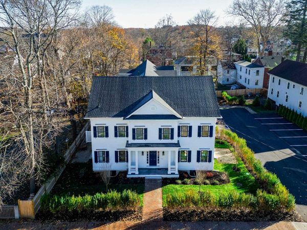 136 Locust Street, Unit 104, Dover, NH 03820