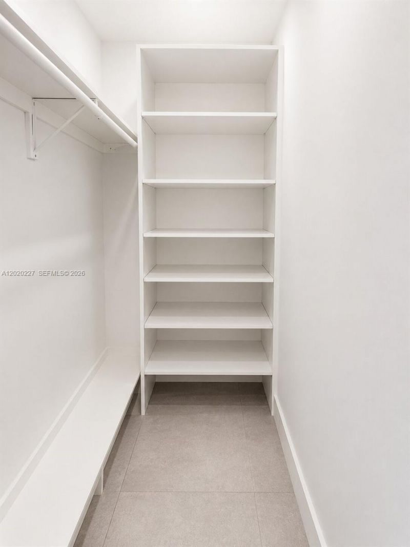 1733 NW 16th St, Unit 3, Miami, FL 33125 Photo
